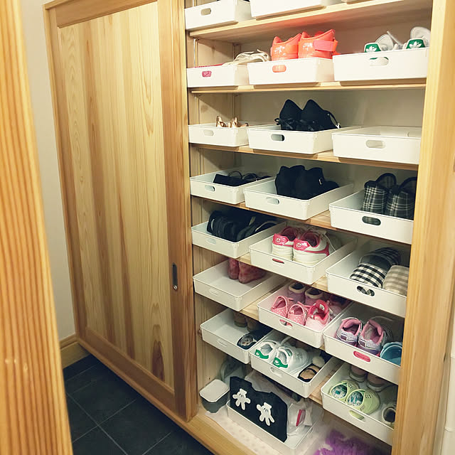 パイプが邪魔！でも100均でしゃがまずに物が取れる工夫