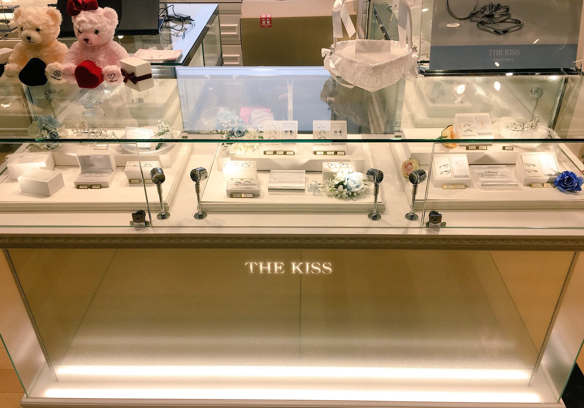 THE KISS Anniversary (グランフロント大阪店) クチコミ・アクセス・営業時間｜キタ（大阪駅・梅田）【フォートラベル】