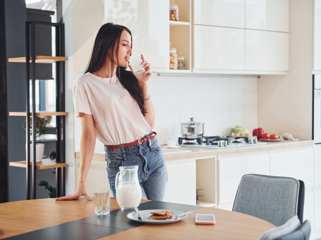 後悔しない丸テーブル選び！メリット・デメリットと選び方のポイントBOOMS 個性派家具専門店ブームス茨城・取手～流行のおしゃれ家具＆インテリア