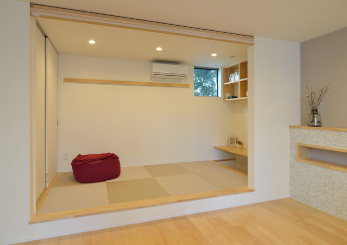 楽天市場 和室収納 ハンガー掛け 洋服掛け ハンガーラック 衣桁 オープンハンガーラック 着物収納 和室 折りたたみ 木製 2段 畳み 座敷 和風旅館 旅館 おしゃれ 着物掛け 着物ハンガー 和モダン 衣類収納 浴衣収納 帯収納 ジャパニーズモダン送料無料簡易組立