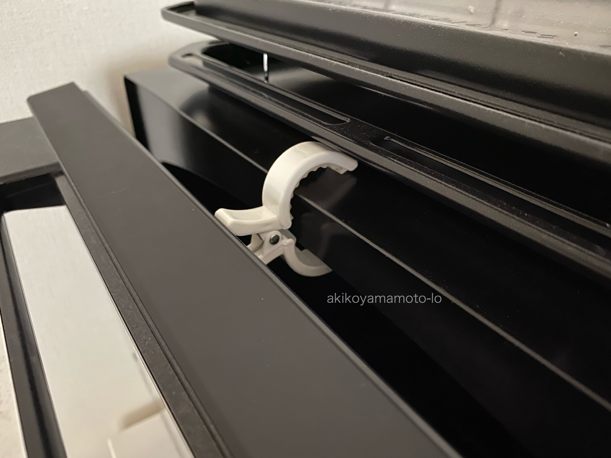 日立電子レンジ HMR-FT183 前面ドアの中に混入する筈もない異物が？オヤジの悠々人生