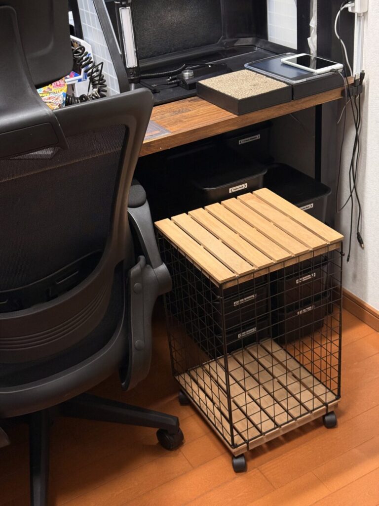 DIY１００均 セカンドテーブル作り！収納ができキャスター付きタイプ！Simple! Making a second table セカンドテーブルDIY１００均 １００均一DIY 収納