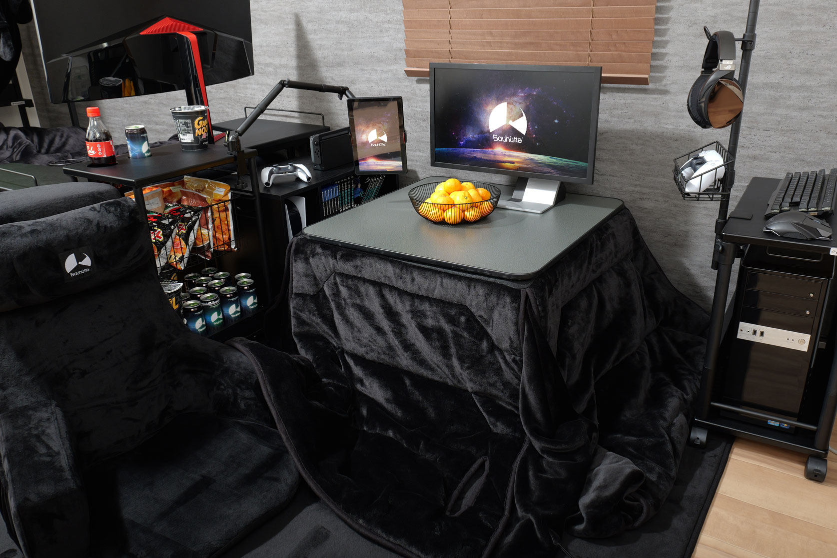 ゲーミングこたつ” が発売決定と聞いてどんなこたつかと思ったら想像したのと全然違う「てっきりこういうのかと」 - Togetter