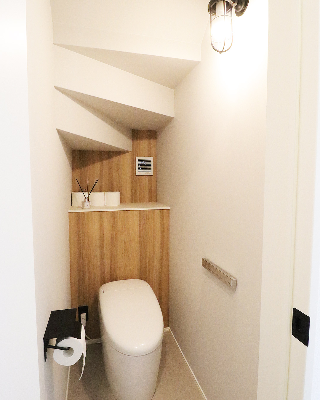 トイレ 木目調クロスのおしゃれなインテリアコーディネート・レイアウトの実例RoomClip ルームクリップ