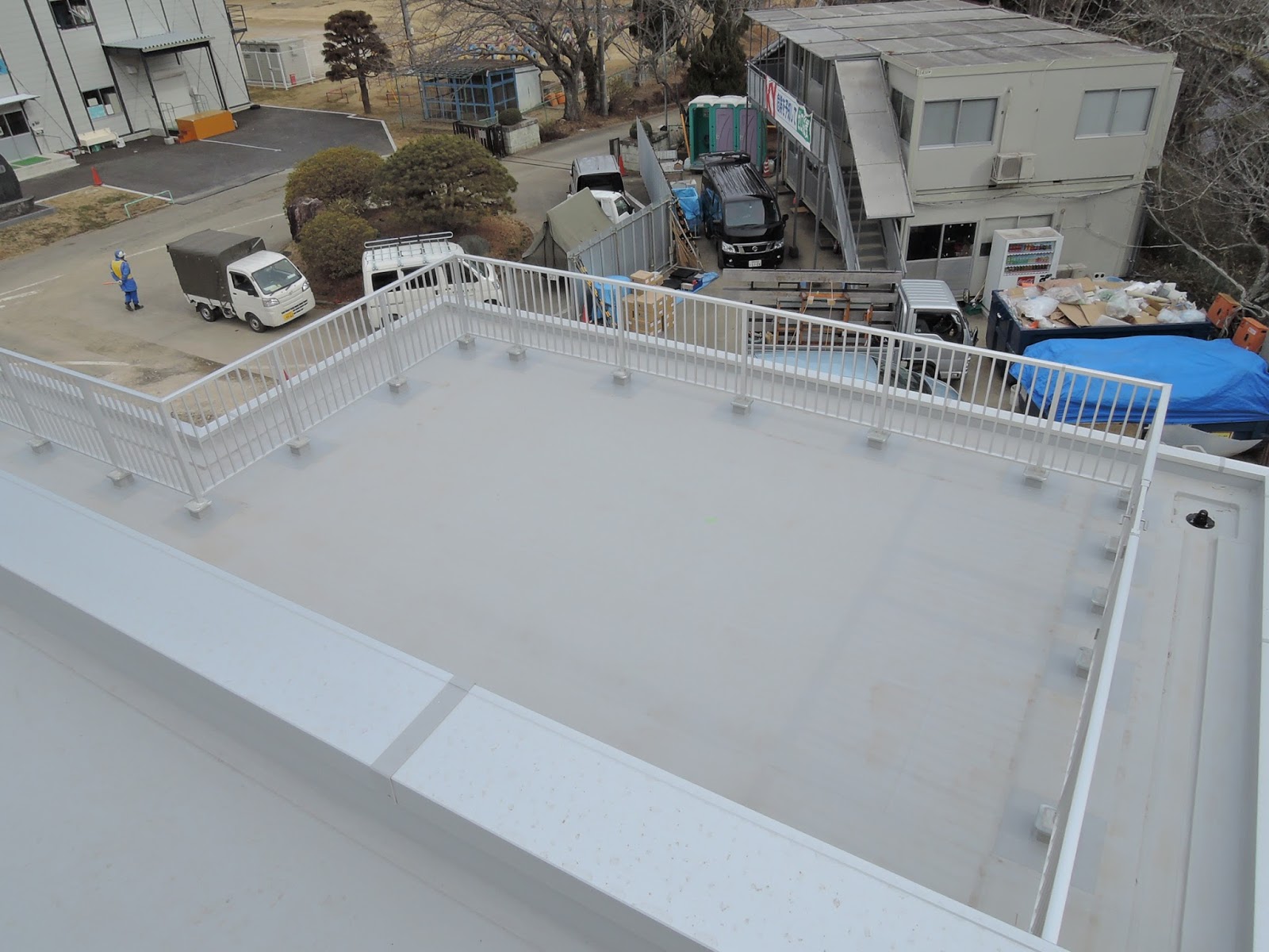 3タイプの太陽光フェンス比較！杭基礎フェンスで施工費用もスピードも大幅削減