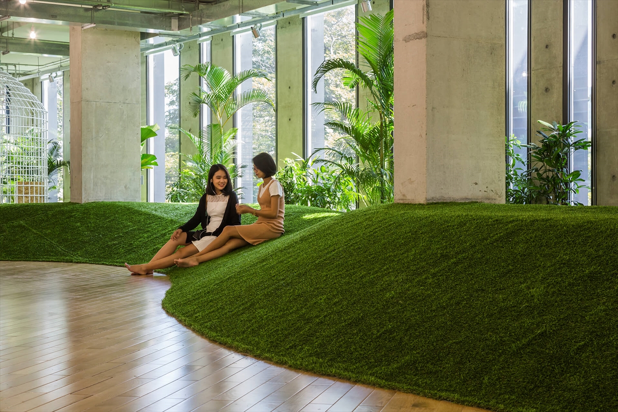 オフィスグリーンがもたらす効果！観葉植物、フェイクグリーンのおしゃれな導入事例をご紹介資料・コンテンツITOKI