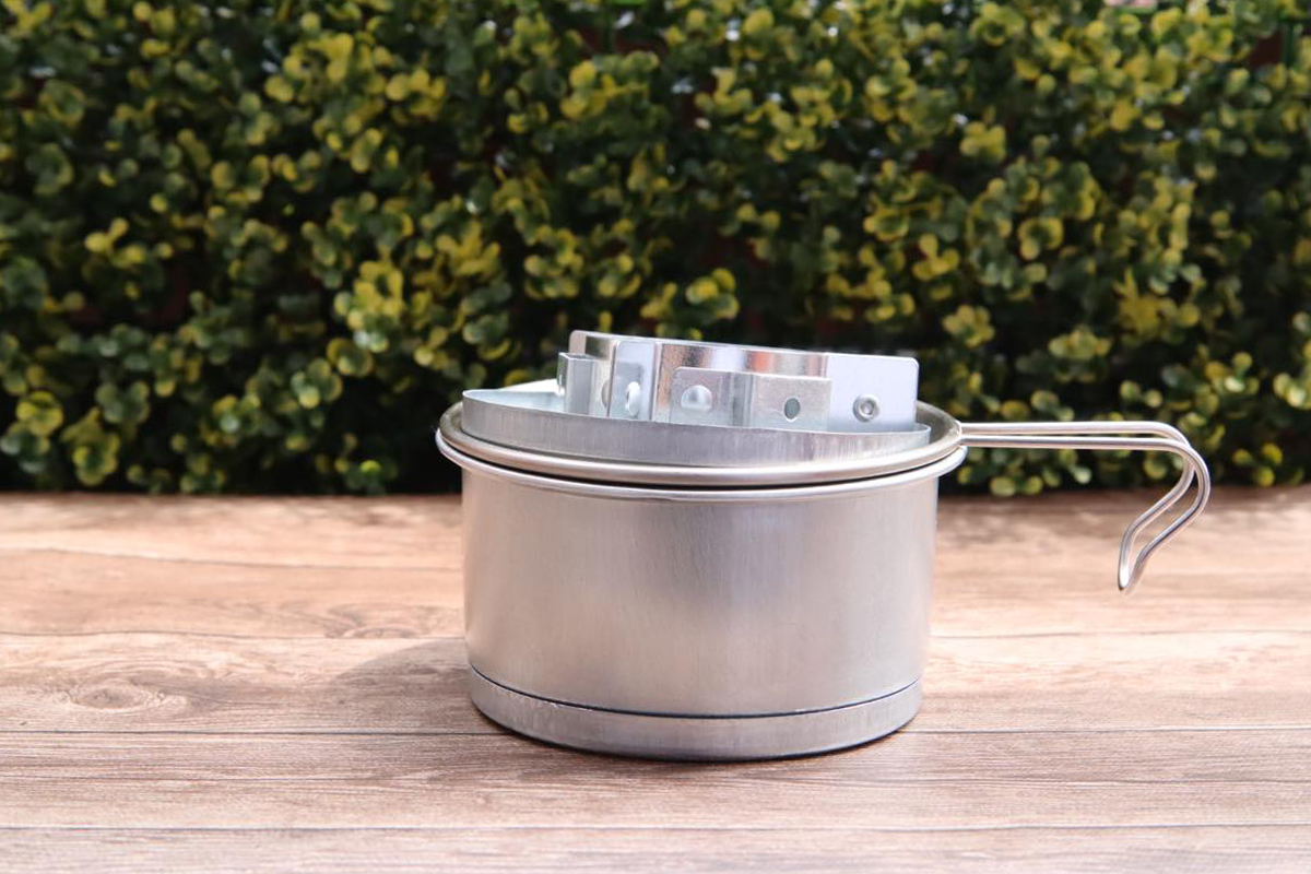 シンデレラフィット!!ミニかまどのロストル、コレを流用。 尾上製作所 ミニかまど ソロキャンプ ダイソ