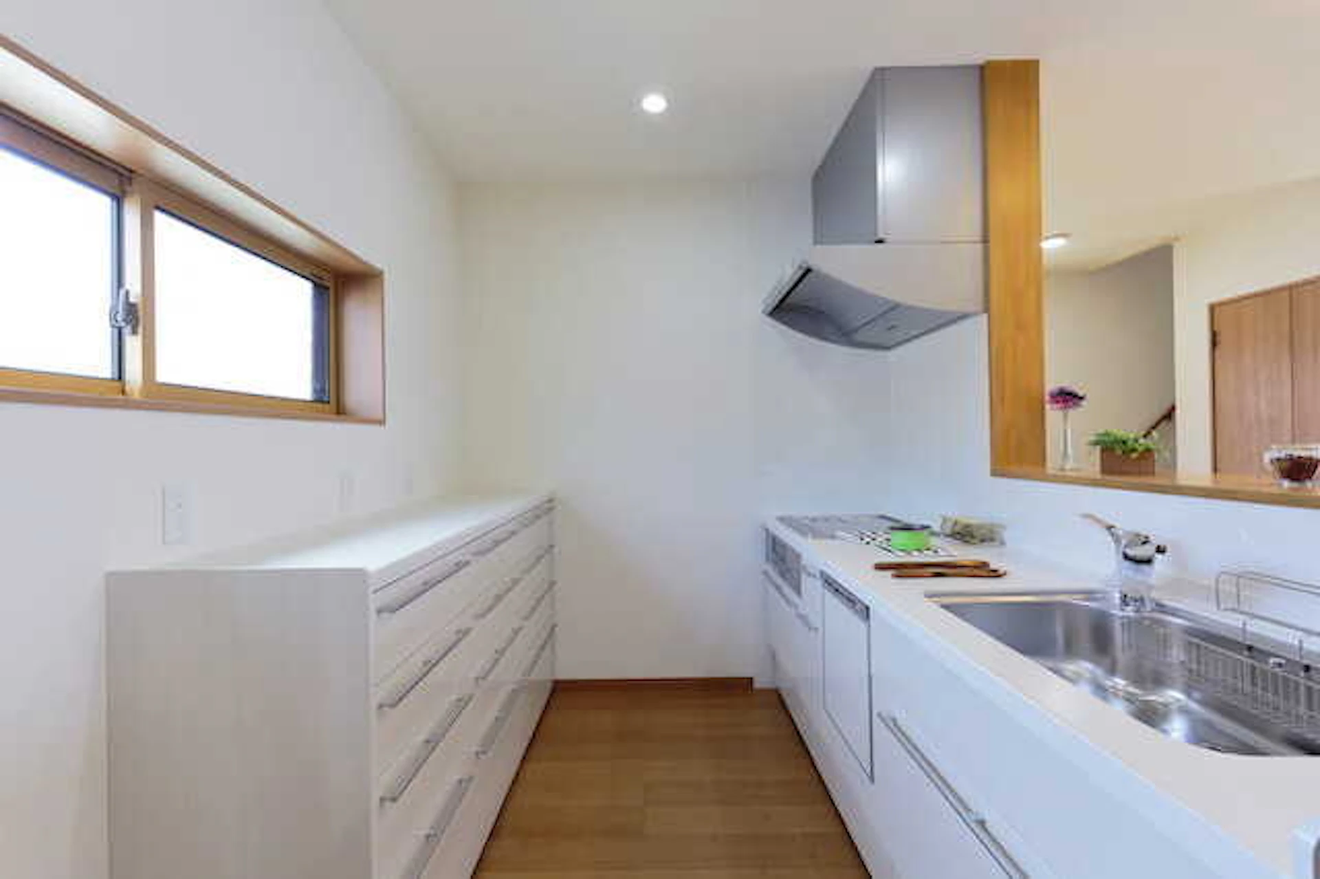 知っておきたい！マンションのキッチンリフォームの費用と工期、注意点はSUUMOお役立ち情報