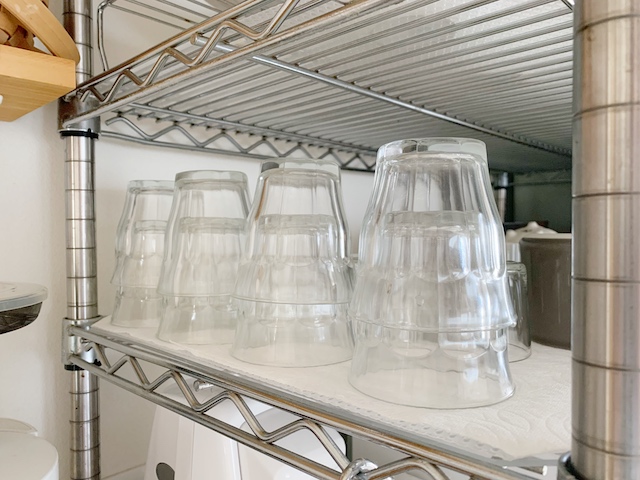 ほこりをかぶっていたキッチン収納がすっきり片付き、沢山収納ができる食器棚！-東京都の施工事例 オーダー食器棚 プレミアム │オーダー家具専門店GNASH ナッシュ