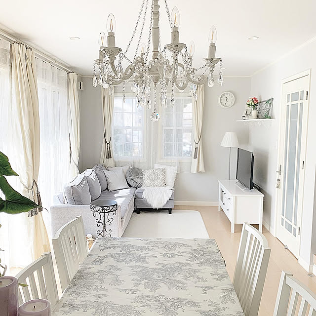 北欧風のインテリアや憧れの海外風インテリアに合わせやすい3人掛けデザインのソファ グレーTKSKSHOP☆送料無料☆