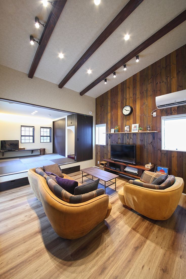 リビング・居間かっこいい の建築事例・施工実例・価格注文住宅