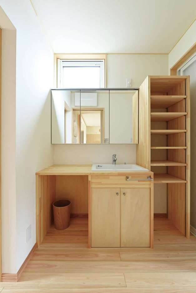 造作風？洗面化粧台 TOTOサクア LOHAS studioロハススタジオ