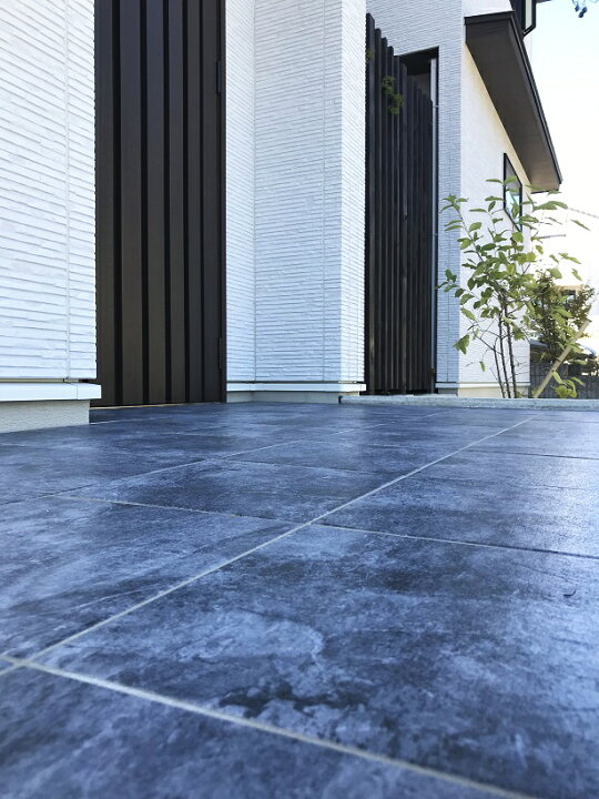 SG邸 玄関タイルステップ完成群馬の外構・庭づくり専門店安心価格でローコスト施工 ガーデンデザインaoki