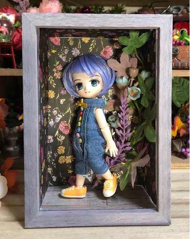 パソコンモニター パソコンモニターを額縁にはめ込みました