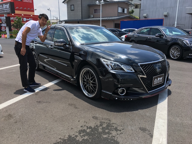 かっこいい車35選をタイプ別に紹介！好みに合う1台を見つけよう