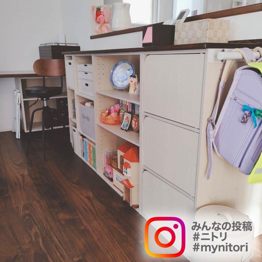 万能すぎるニトリのカラーボックス。横置きでパソコン周辺機器の収納にもESSEonline エッセ オンライン