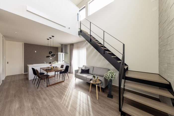 おしゃれ＆個性派！階段下活用例ベスト５山下建設株式会社の注文住宅