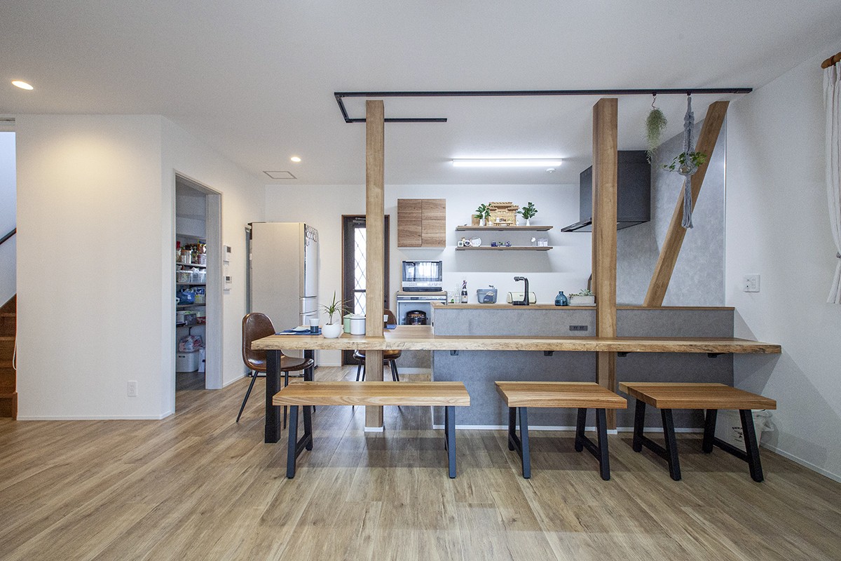 キッチン造作カウンター -香川-高松・丸亀の高性能注文住宅・リノベ-「佐藤の窓」のパッシオパッシブ