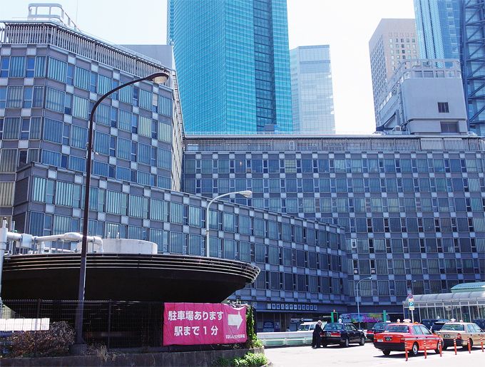 大阪万博記念公園と、不思議な近未来的建築物を巡るおすすめスポット！宿泊先や、レストランは？ 梅田スカイビル・箕面・大阪万博記念公園