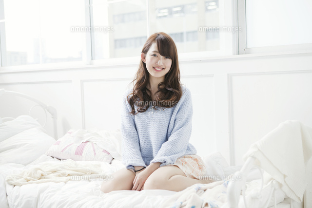 Amazon.co.jp:ドウシシャ肘付きクッション いつでも背もたれ ベッド上 フロアクッション ブラウン ATBL-BR :文房具・オフィス用品