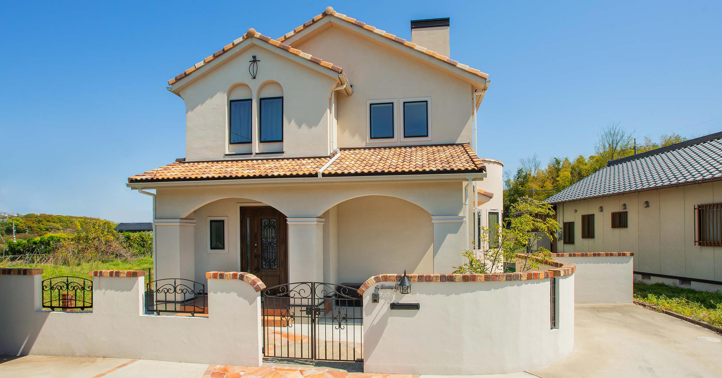 洋風の家イラスト - No: 1451643無料イラスト・フリー素材なら「イラストAC」