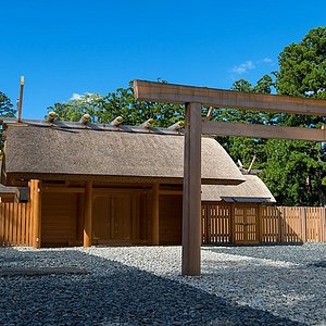 ラウンジ】snack lounge Daria（スナックラウンジダリア）：島根県松江市伊勢宮町 伊勢宮センタービル1Fにある店舗のご案内です☆ |