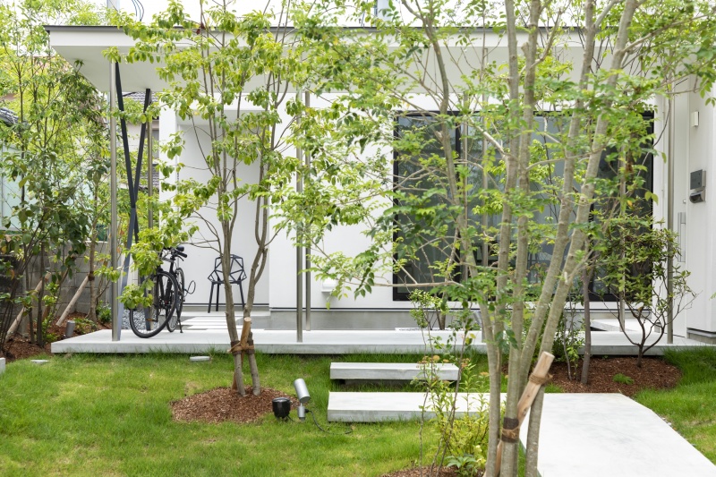 初心者でも簡単！おしゃれな花壇レイアウトの秘訣10選 スタッフブログ 群馬県前橋市お庭・外構エクステリアのガーデンラボ