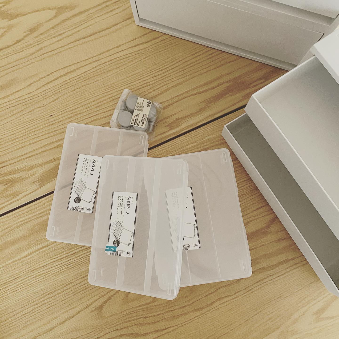 ミシン糸什器 ミシン糸収納 ミシン糸ケース 小物入れ