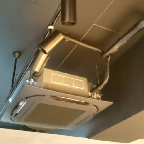 エアコンの配管カバーは必要？設置のメリットとデメリット - 住むを楽しむ「スムタノ」