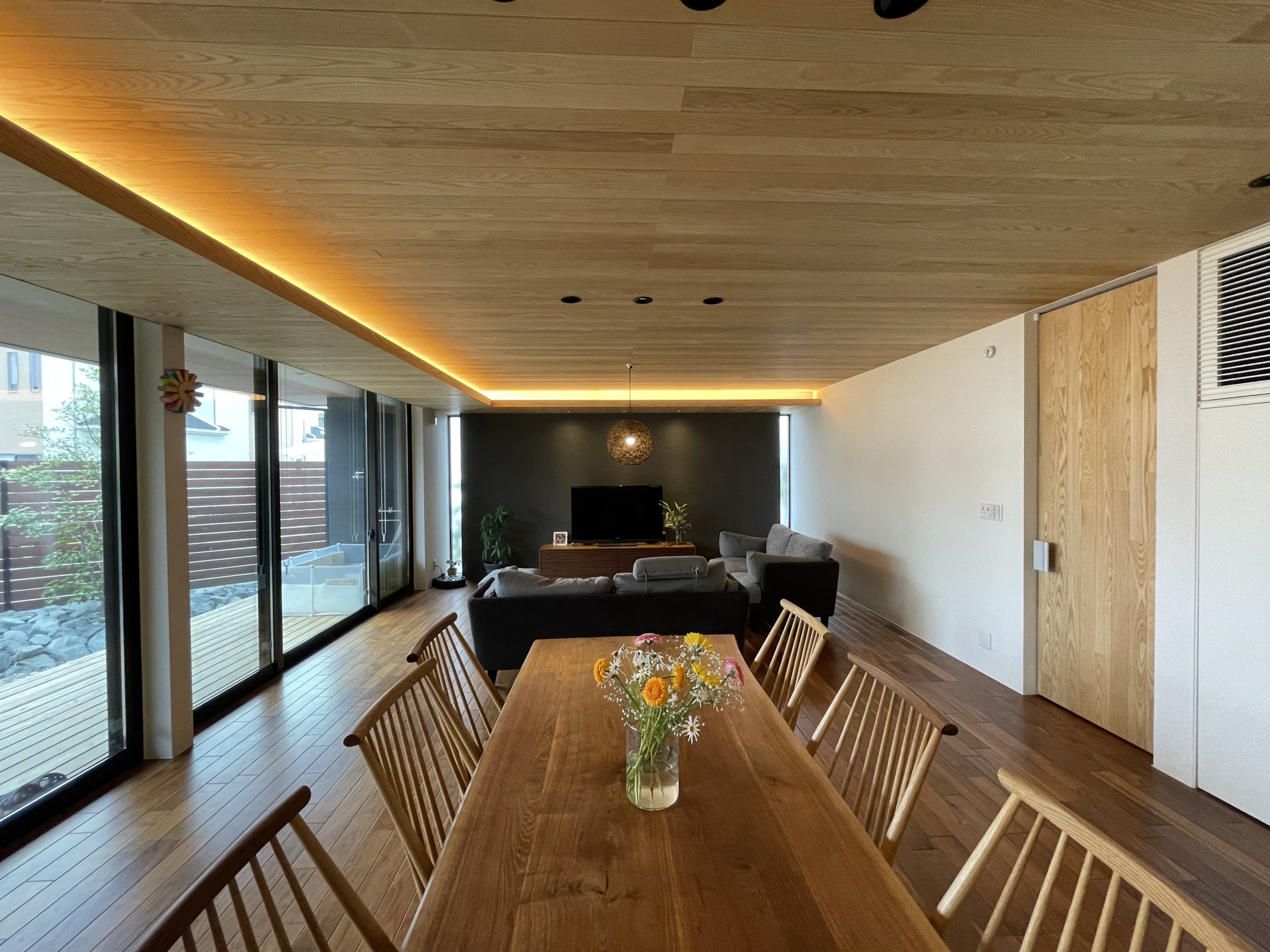 真似したいリビングレイアウト実例 茨城 縦長と横長リビング～おしゃれで家事動線が便利な間取りはどっち？不二建設