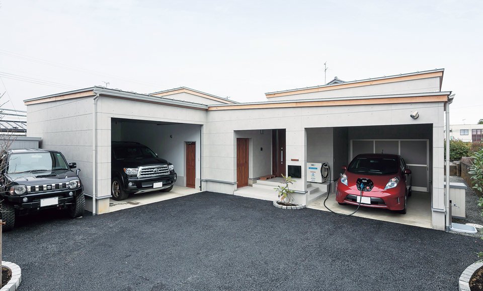 ビルトインガレージのある暮らしで人生をもっと豊かに過ごそう！重量木骨の家