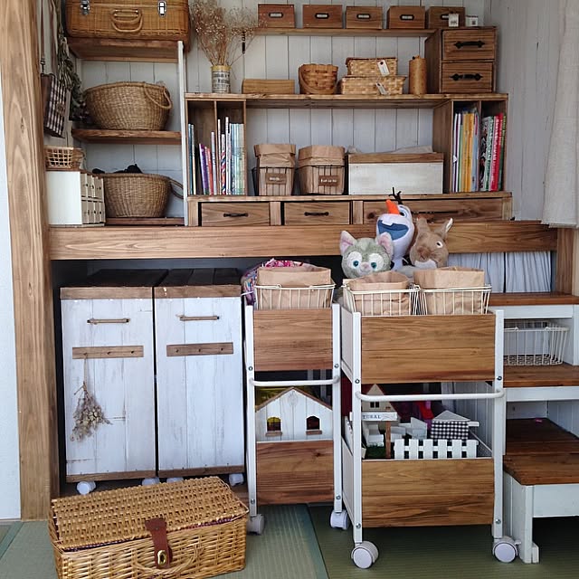 押し入れ」をフル活用する5人の収納テク。ものがたまらない工夫とはESSEonline エッセ オンライン