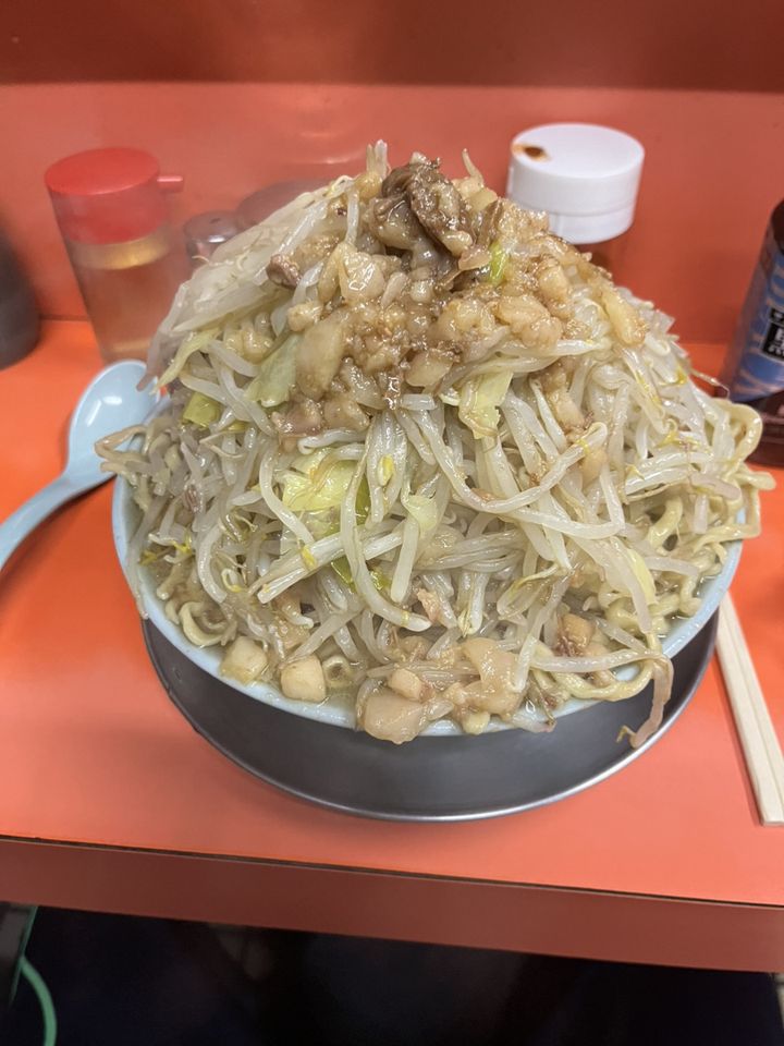 初心者のためのラーメン二郎入門ガイド + 初心者におすすめな店舗7選｜Ryota Toyoda