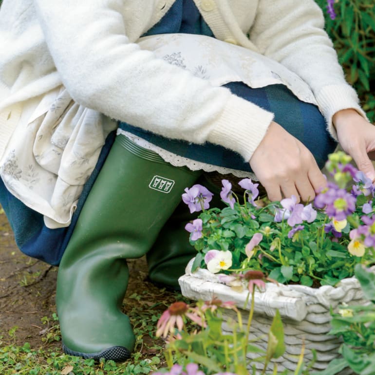 春先から初夏を彩る ミディウミ のお洒落な着こなし３コーデSPECIALファッションFUDGE.jp