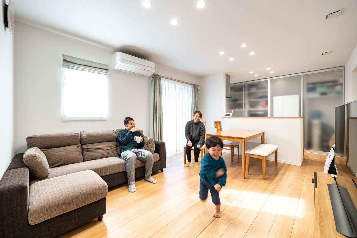 キッチンリビングのレイアウトキッチン・リビング・ダイニングの分け方による4つのデザインアイデア現場のことから休日のことまで。北伸建設のスタッフブログです