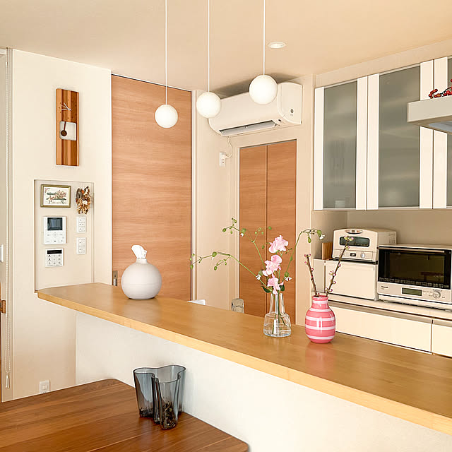 極美品 白木目柄キッチンカウンター 白木目調キッチンのインテリア実例