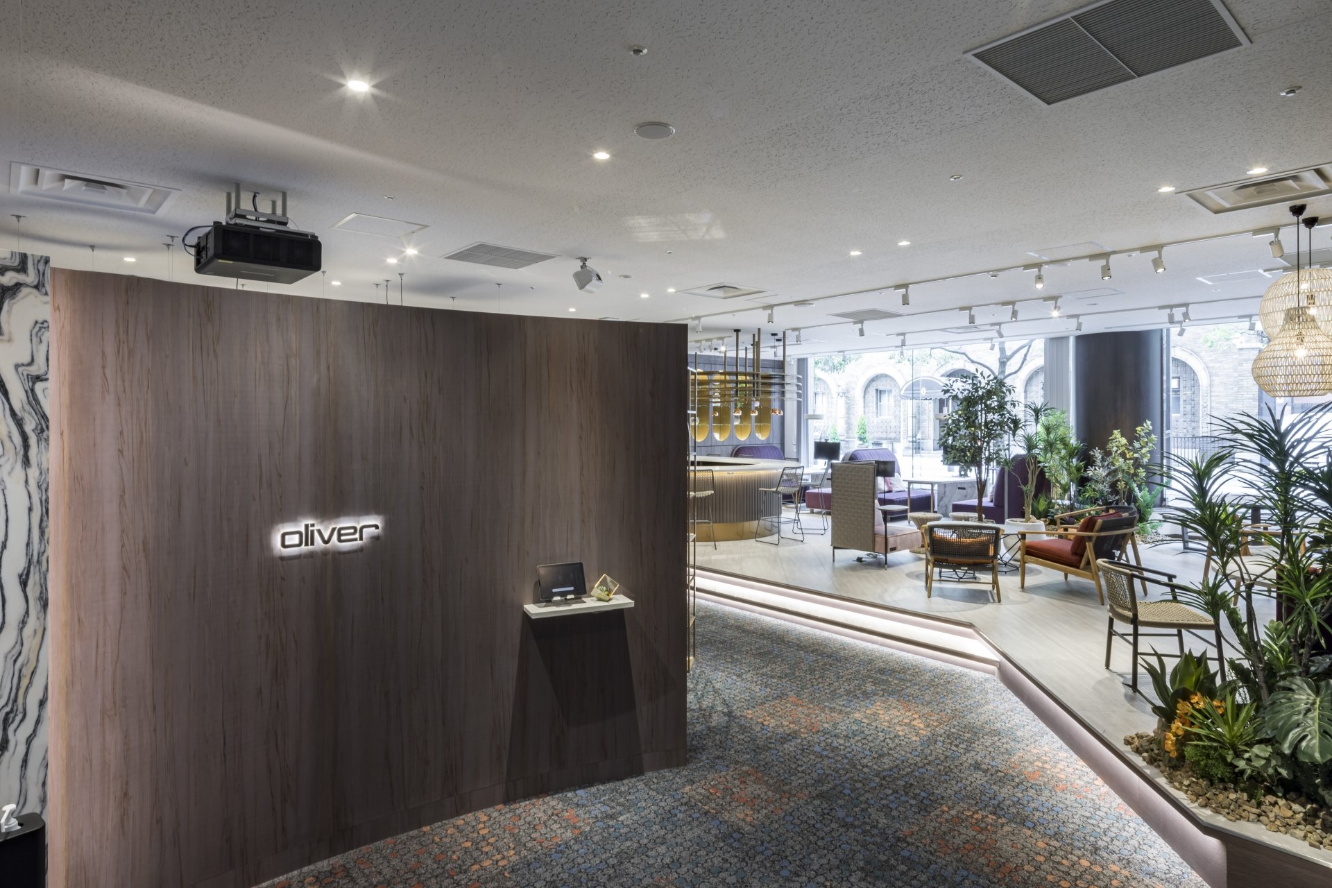 オフィスエントランス・受付オフィスデザイン・レイアウト事例オフィスコム株式会社