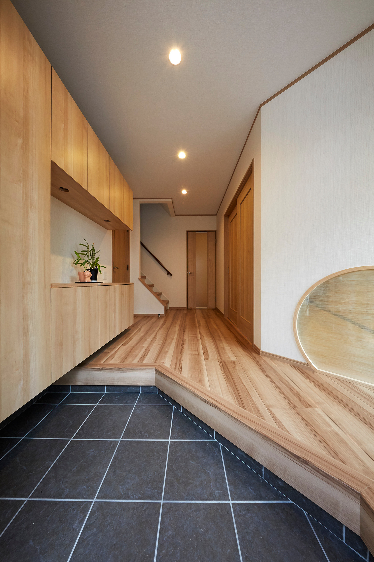 魅力的！和風でモダンな玄関30選SUVACO スバコ