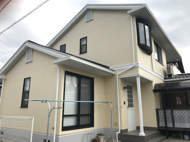 人気のクリーム色とイエローで可愛くお洒落なお家になりました！にこにこリフォーム