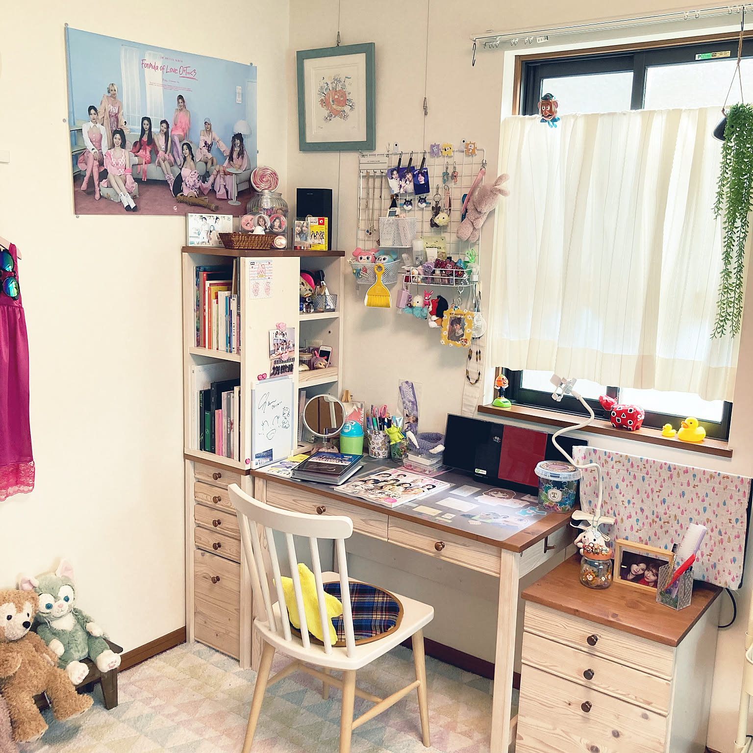 ルームツアー 女子高校生の部屋紹介＊4.5帖でもスッキリの工夫！デスク収納 クローゼット収納 ドレッサ