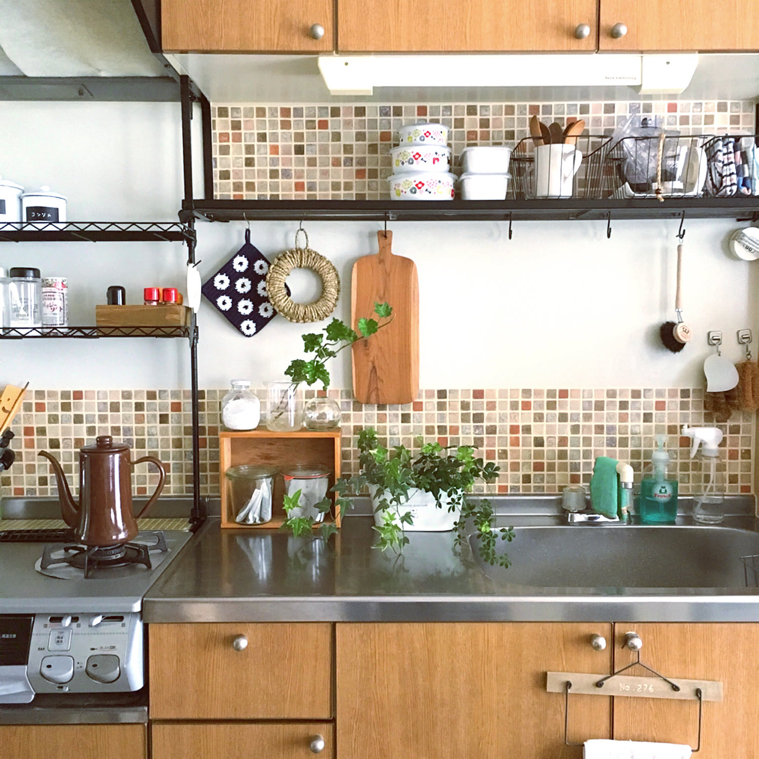 一人暮らしのおしゃれなキッチン レイアウトと収納アイデアCLAS