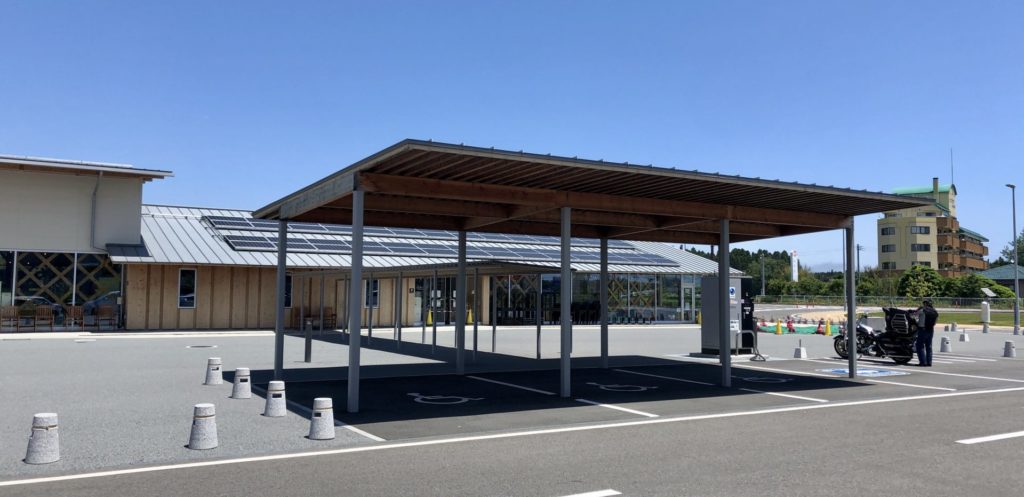 ビルトインガレージの内装仕上げのコツ建築基準法の「内装制限」に注意群馬の新築注文住宅はハグデザイン一級建築士事務所へ