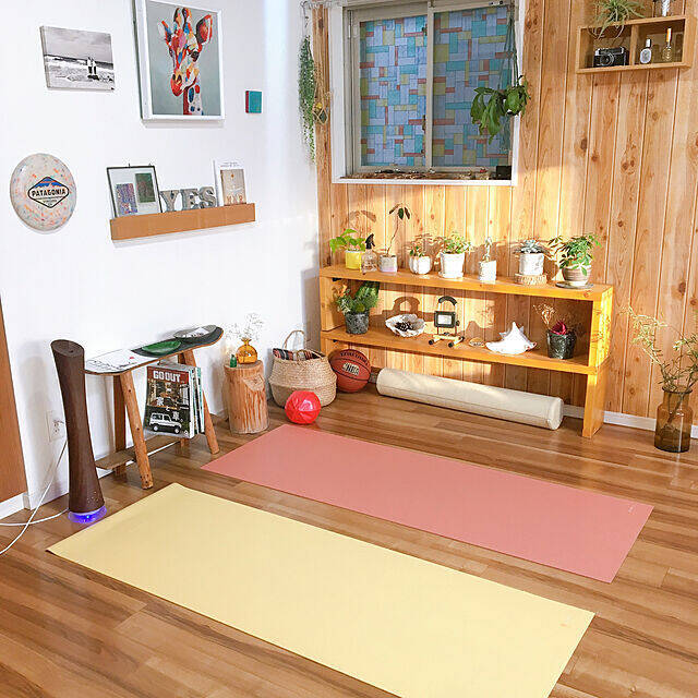 自宅のヨガスペースの作り方 空間づくりのコツや必要な道具をご紹介 家づくりコラム 信州の移住・注文住宅なら工房信州の家長野の木で注文住宅を建てる工務店