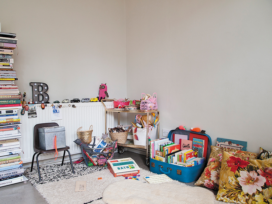 アクセントクロスで可愛く♡海外のお洒落な子供部屋実例10選COVEARTH MAGAZINE