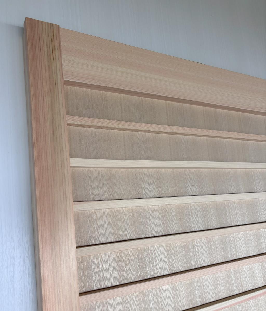 格子戸の製作工程その2 格子戸の作り方 格子をほぞ穴へはめ込みます ダイジェスト 木工職人の一日 プロの手作り木工工具 Woodworking -YouTube