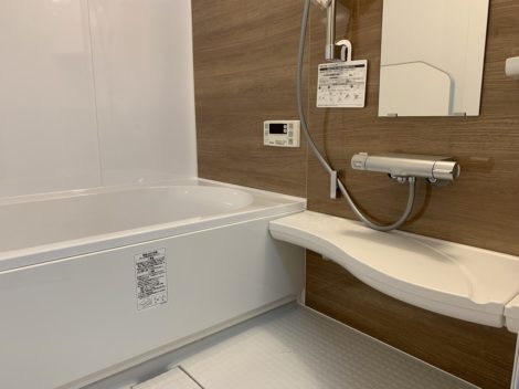 LIXIL リクシル のユニットバス・お風呂の特徴と価格、リフォーム実例と費用も紹介！ - リフォームタイムズ SUUMO -リフォーム ・リノベーションのプロが発信する情報