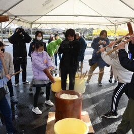 サントピア岡山総社 | プール営業日です！ おはようございます。今日は良い天気ですね。