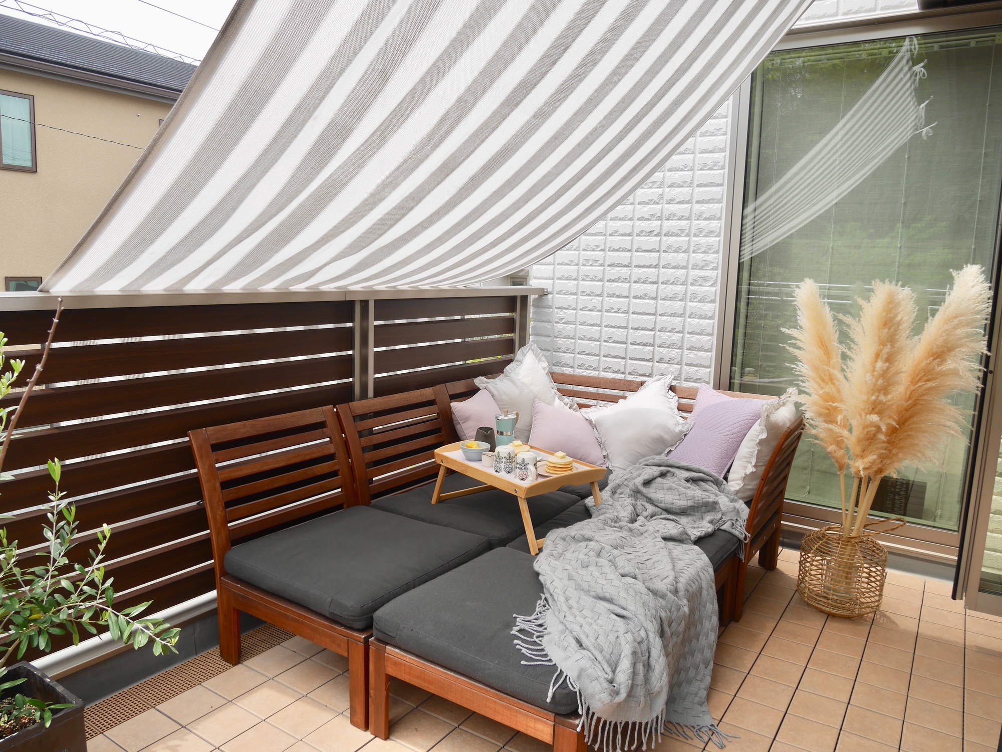 ルーフバルコニーの活用方法7選！設置するメリットとデメリットも解説重量木骨の家