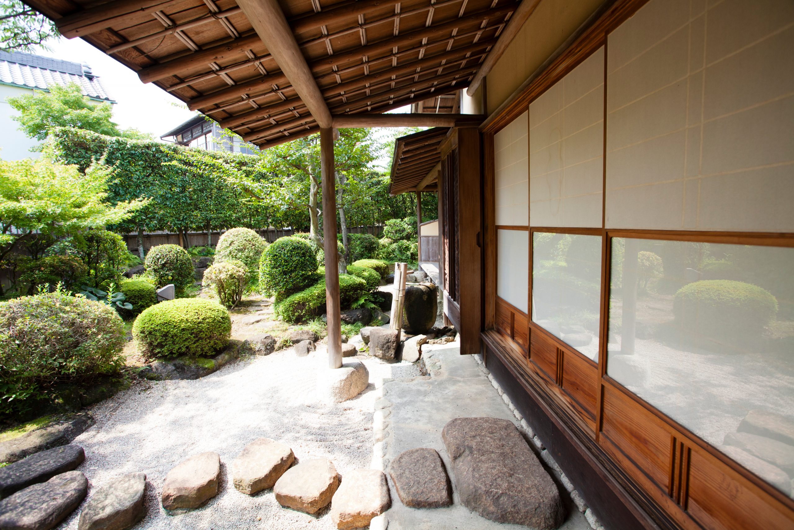 軒裏 軒天 とは？大阪の屋根工事なら街の屋根やさん大阪吹田店