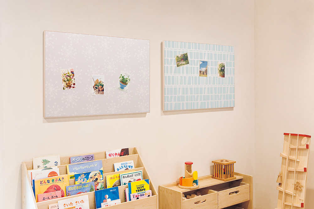 ★数もの 4台 フック付 マグネットボード 90X60cm